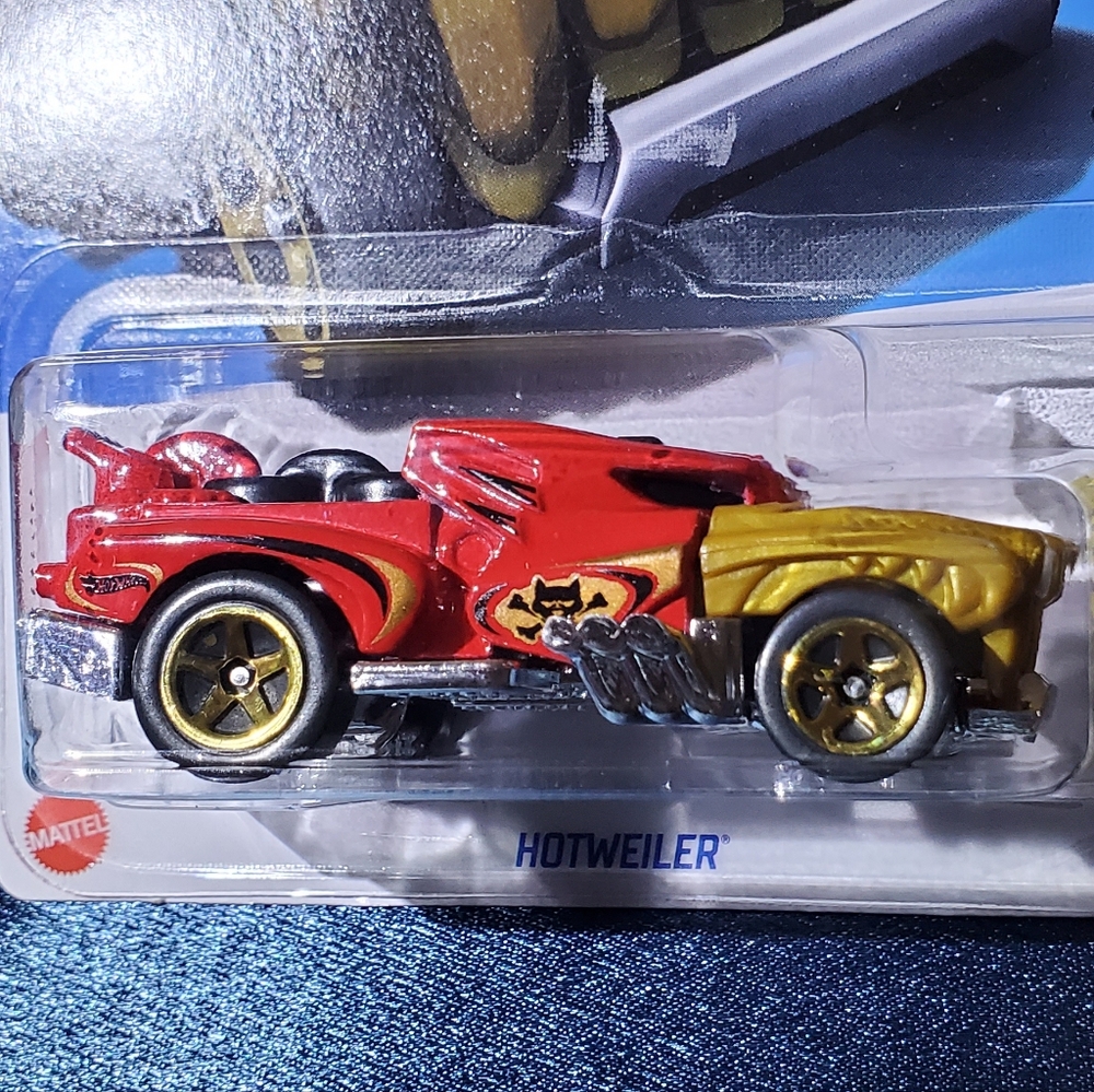 Hot Wheels - Picture 2 of 7